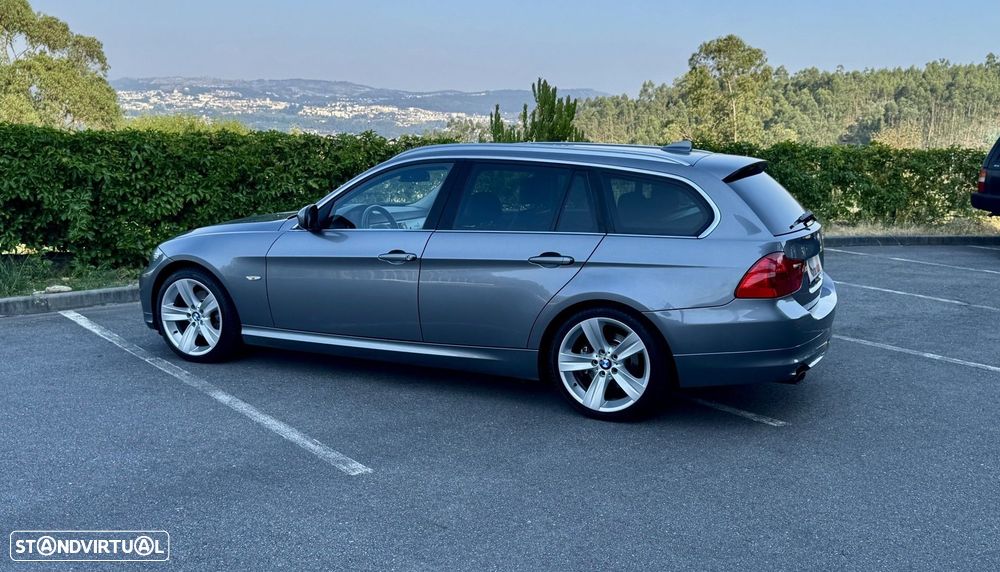 BMW 320 d Touring - 23