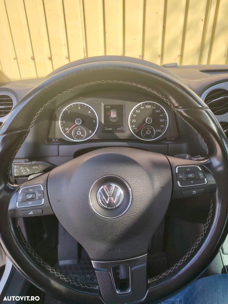 Volkswagen Tiguan - 8