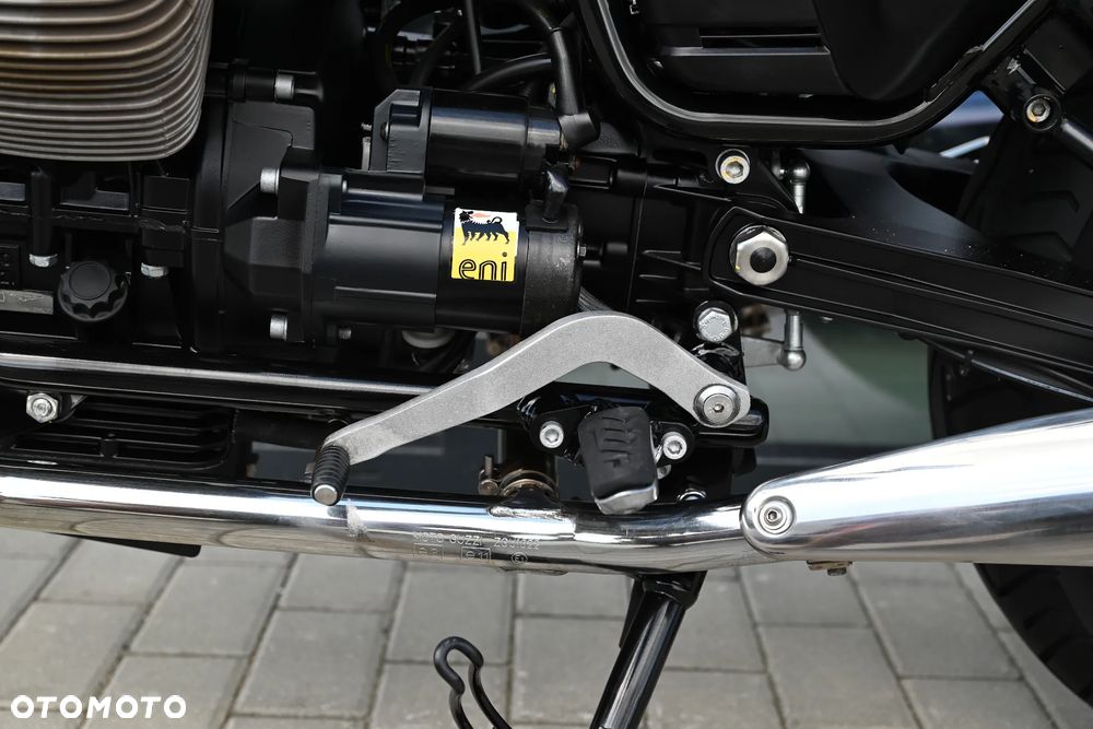 Moto Guzzi V7 - 14