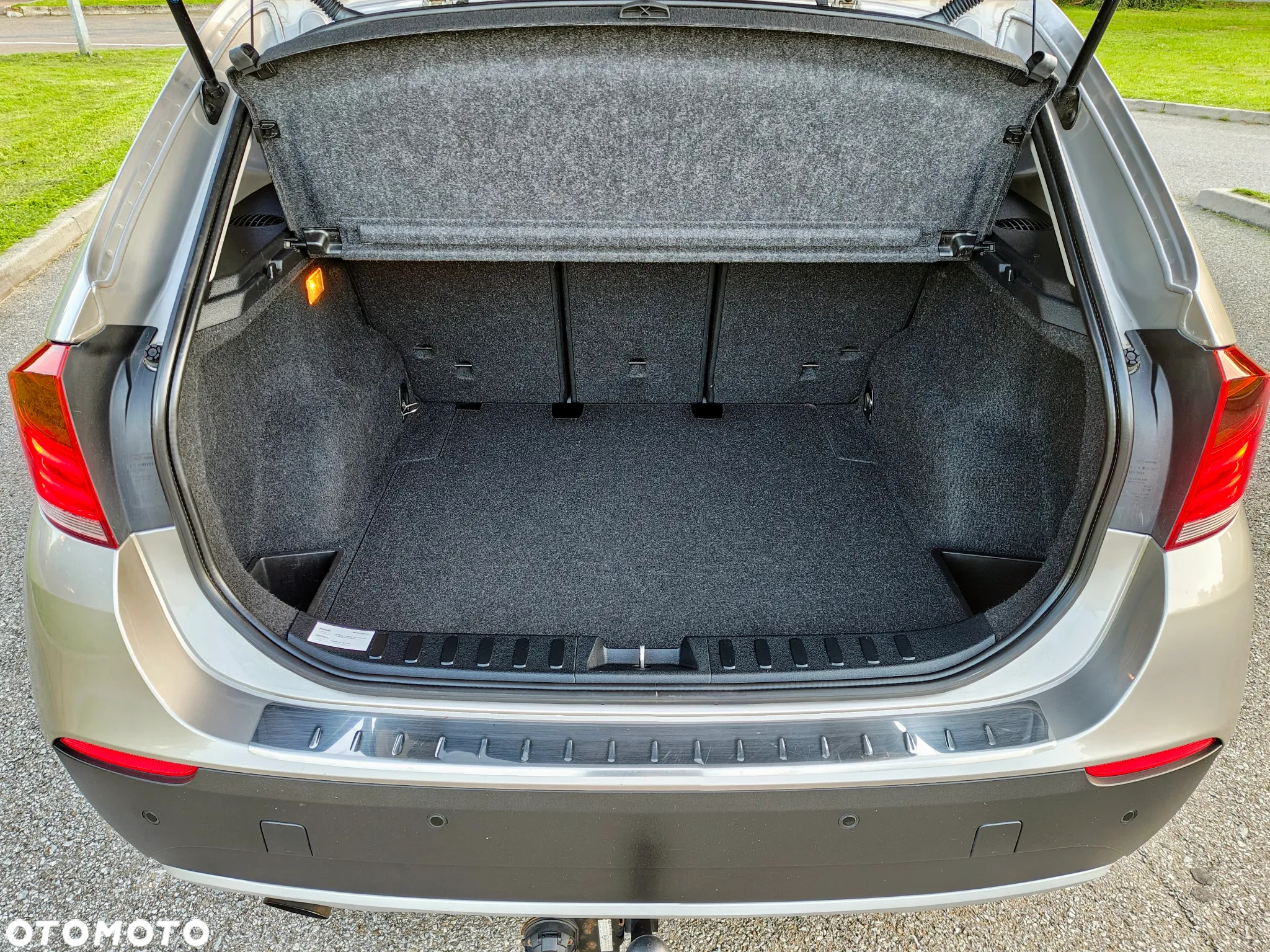 BMW X1 sDrive18i - 32