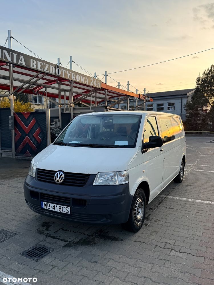 Volkswagen Transporter - 1