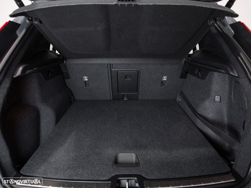 Volvo XC 40 1.5 T5 PHEV Inscription - 11