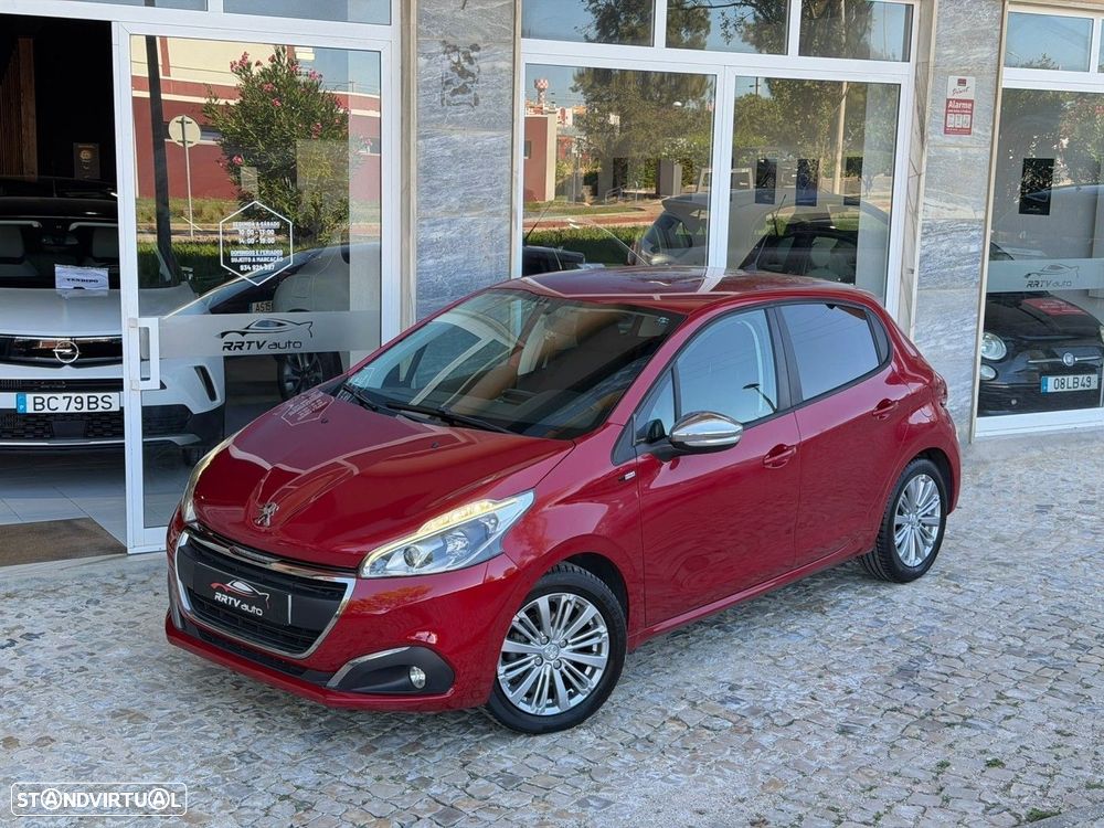 Peugeot 208 1.2 PureTech Style - 1