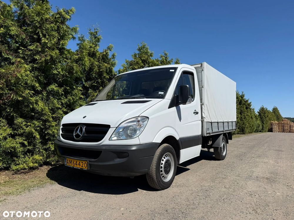 Mercedes-Benz Sprinter - 2