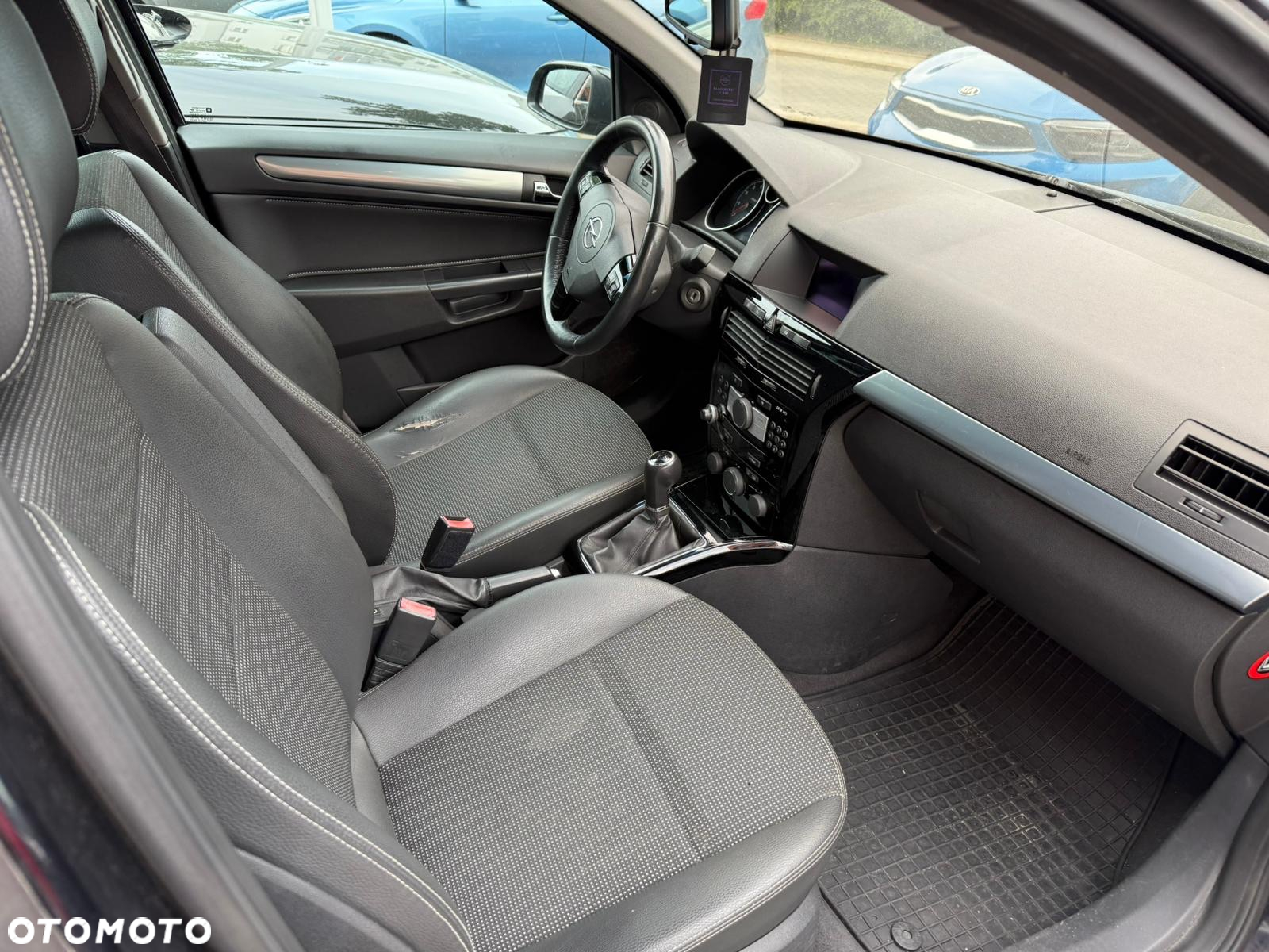 Opel Astra III 1.6 Cosmo - 21