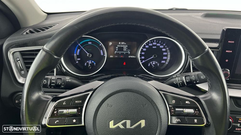 Kia XCeed 1.6 GDi PHEV Drive - 11