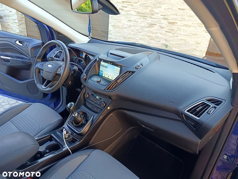 Ford Kuga 2.0 TDCi AWD Titanium - 28