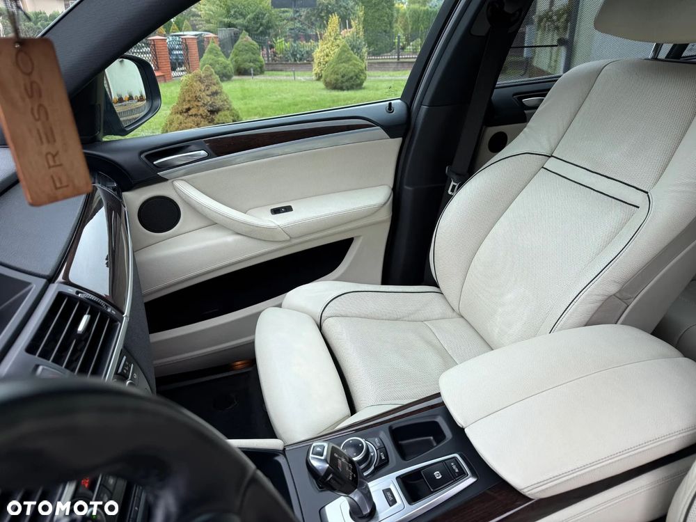 BMW X6 M50d - 29