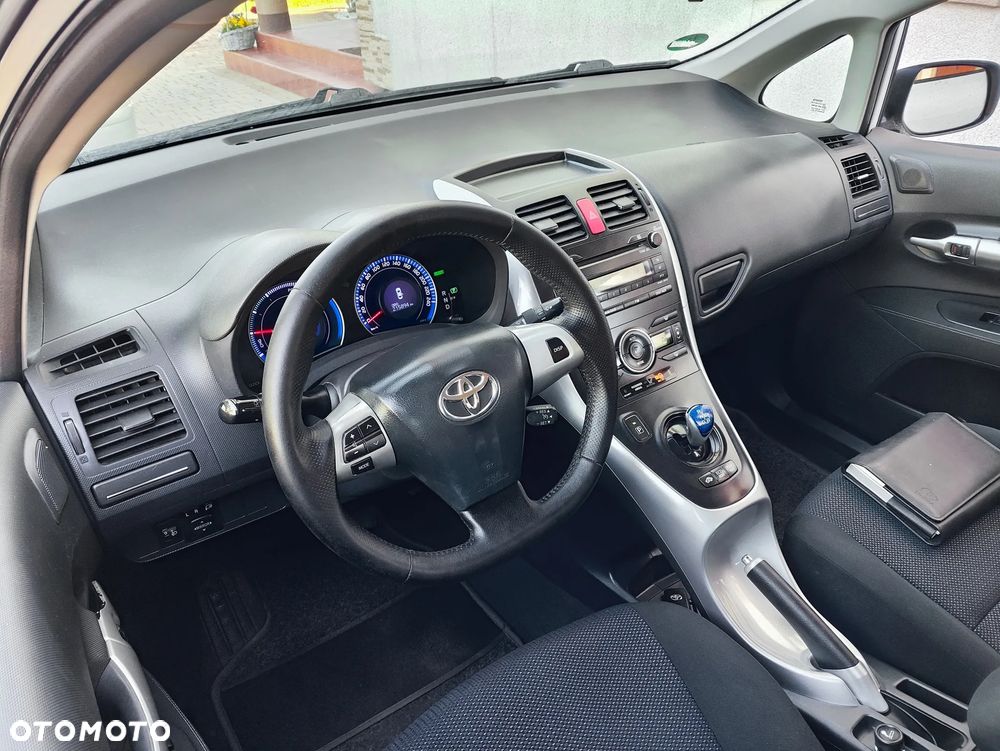 Toyota Auris 1.8 HSD Sol - 17