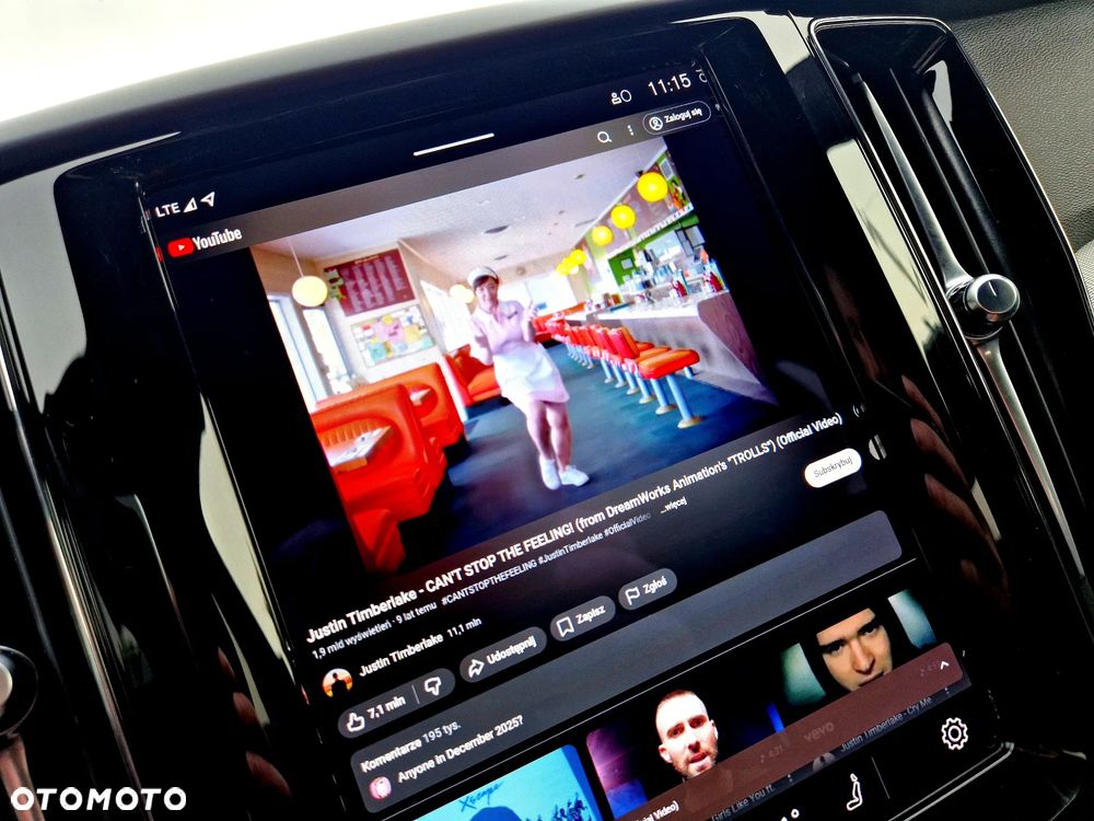 Volvo XC 60 B4 D Plus Dark - 17