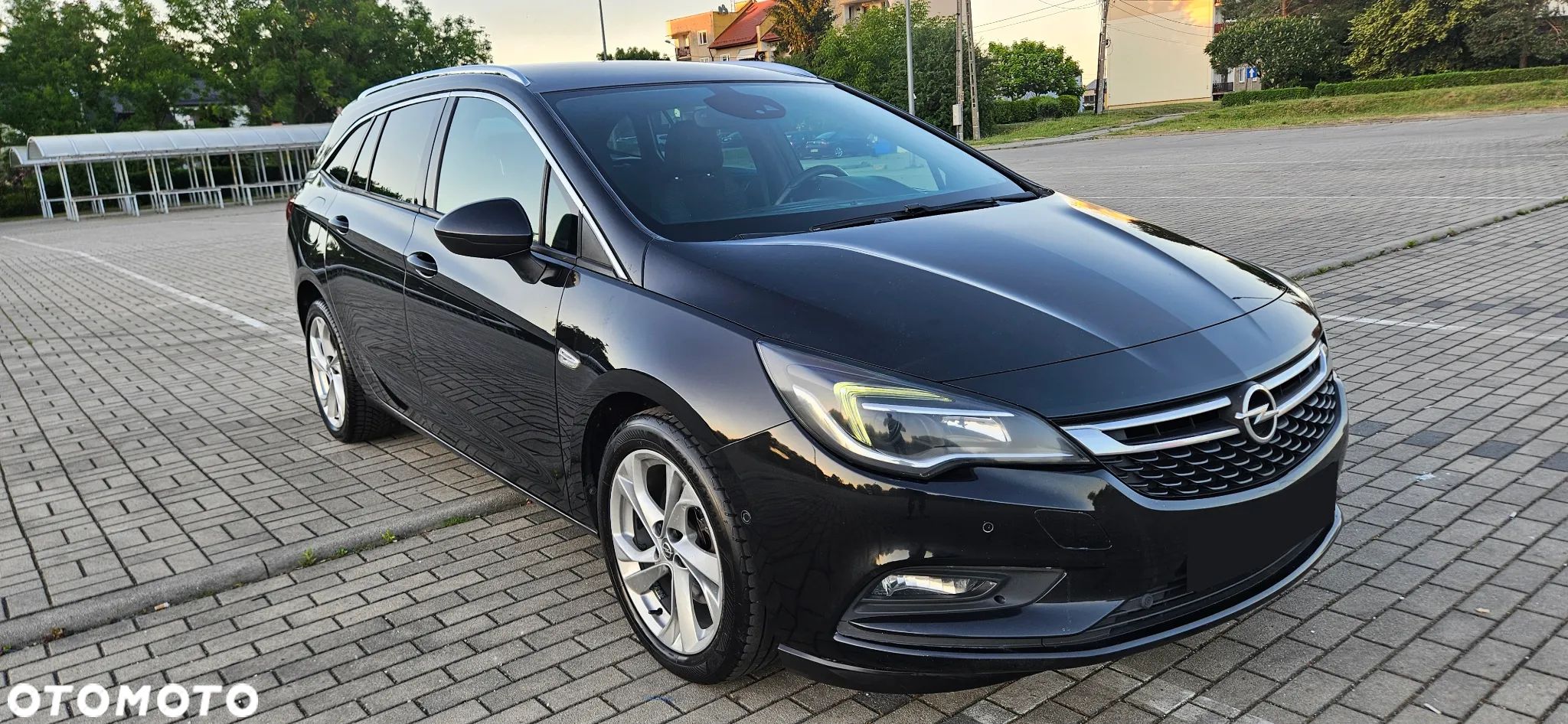 Opel Astra 1.6 D Start/Stop Sports Tourer Business - 1