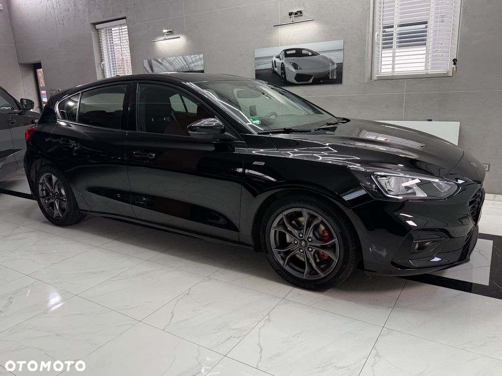 Ford Focus 2.0 EcoBlue ST-Line - 11