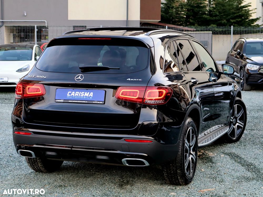 Mercedes-Benz GLC 300 e 4MATIC - 11