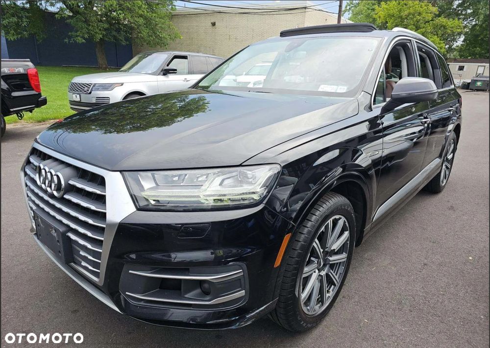 Audi Q7 3.0 TFSI Quattro Tiptronic - 1