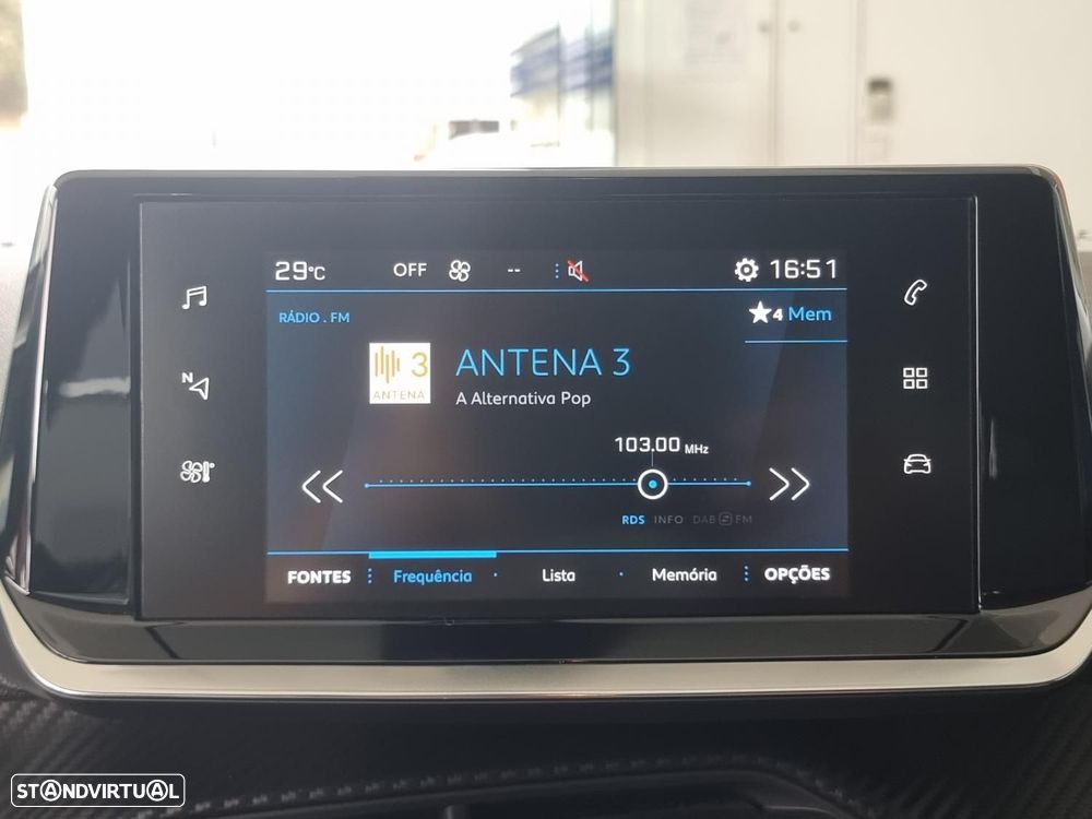 Peugeot 208 1.2 PureTech Allure Pack EAT8 - 33
