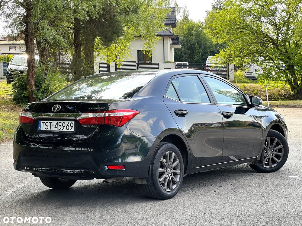 Toyota Corolla 1.6 Premium - 9