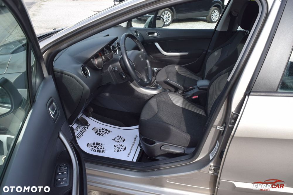 Peugeot 308 1.6 HDi Premium - 9