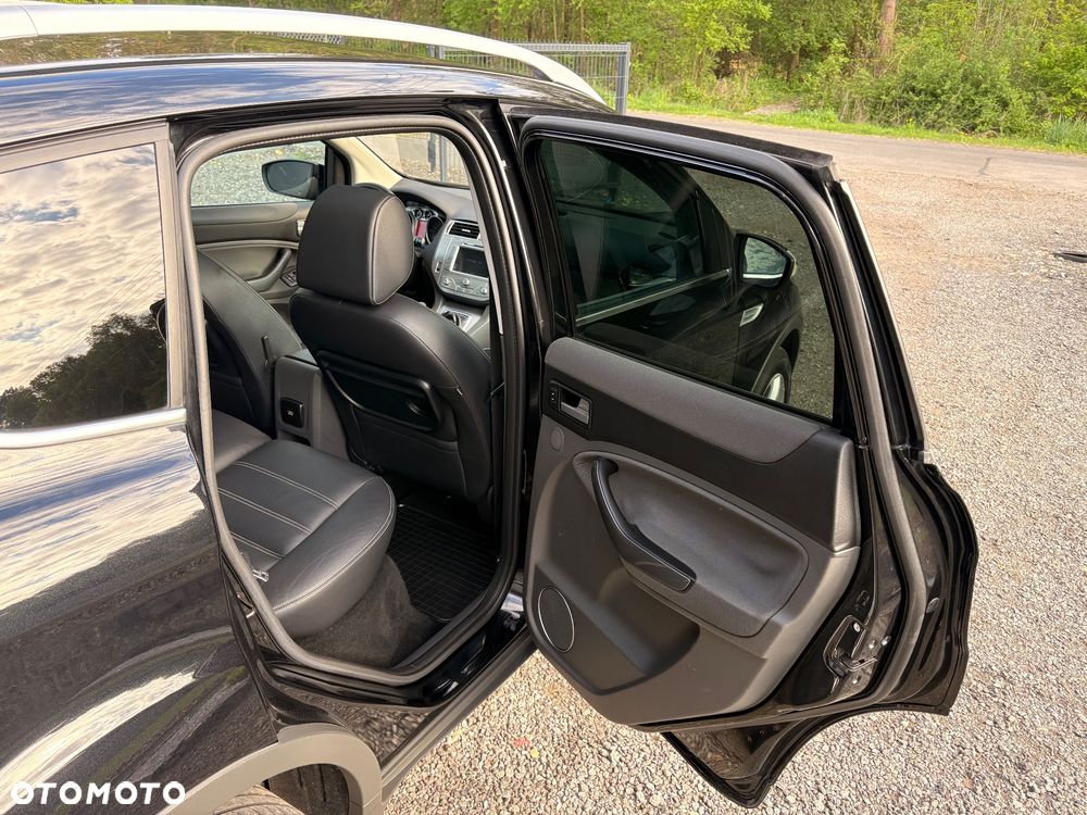 Ford Kuga 2.5 4x4 Individual - 24