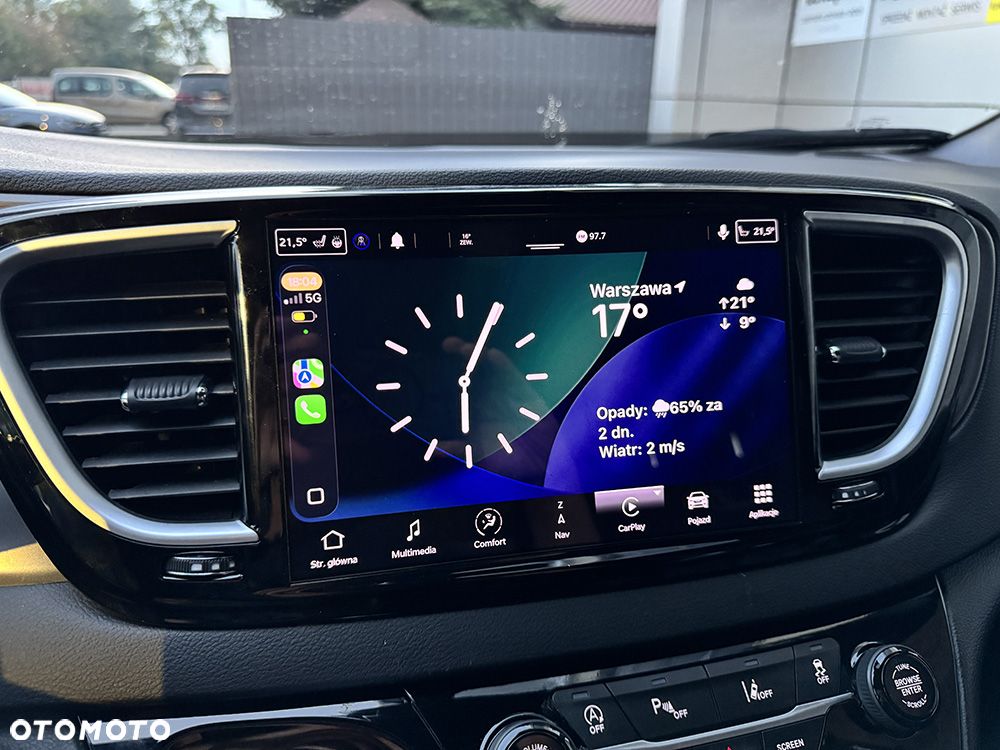Chrysler Pacifica - 34