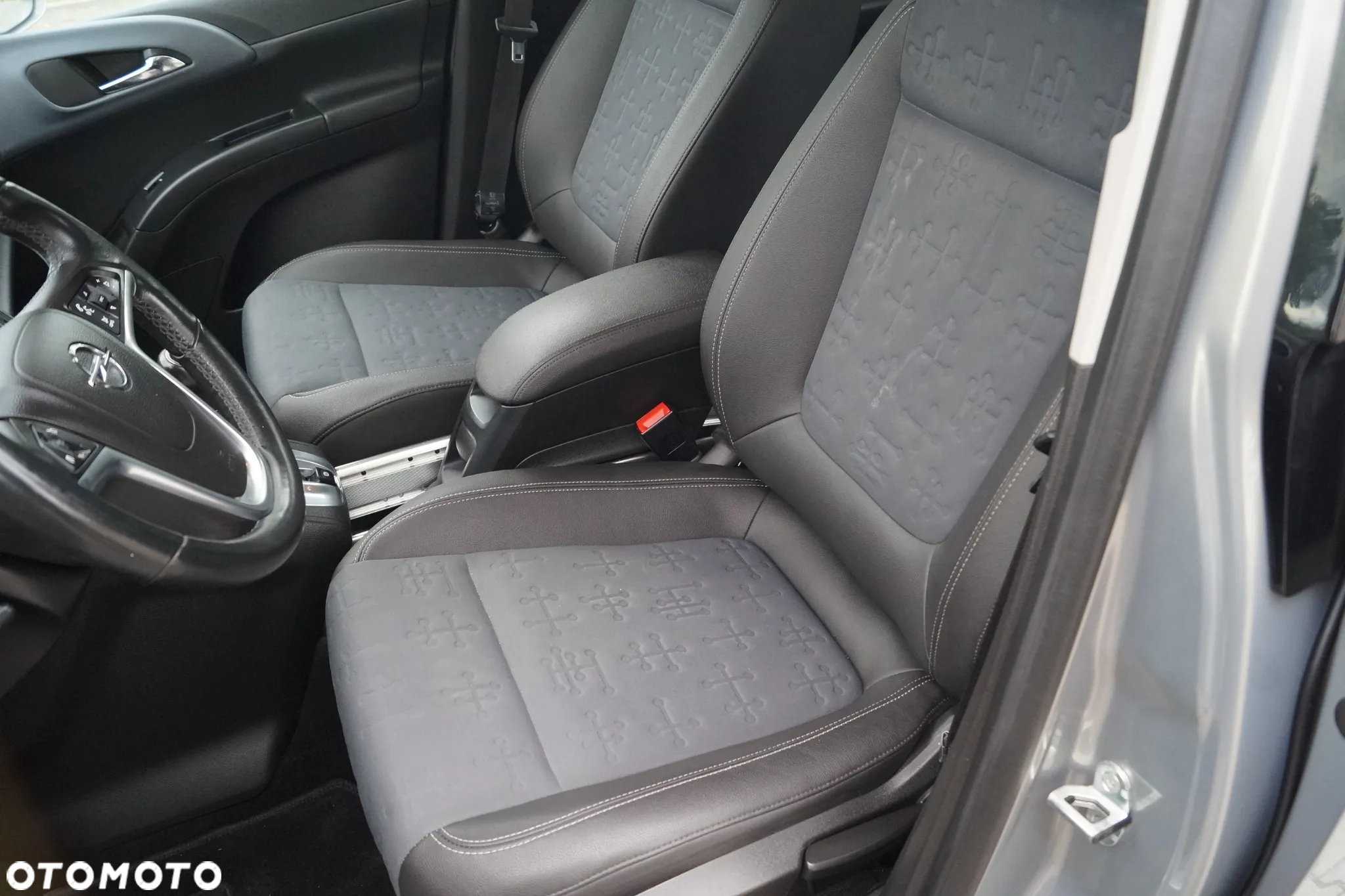 Opel Meriva 1.4 T Cosmo - 9