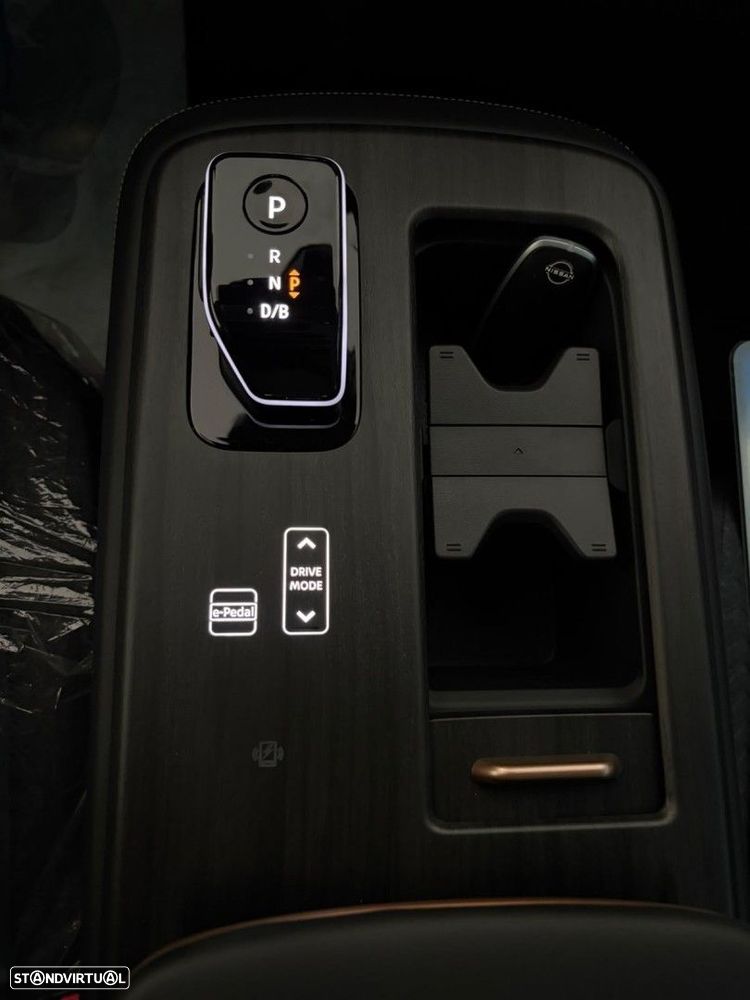Nissan Ariya 63 kWh Engage - 17