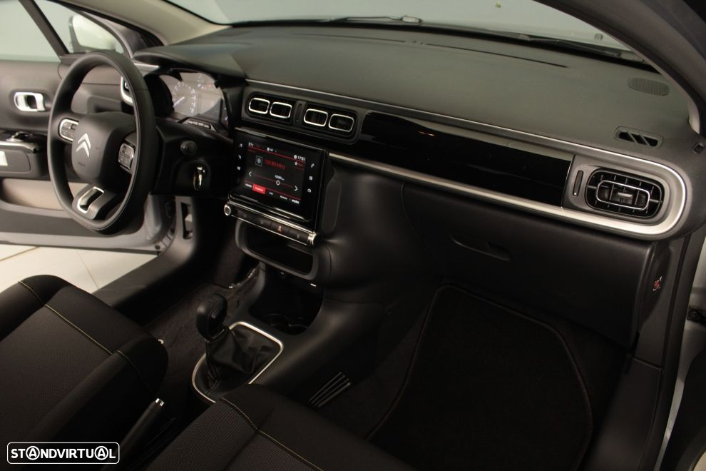 Citroën C3 1.2 PureTech Shine - 13