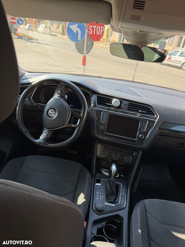 Volkswagen Tiguan 2.0 TDI SCR 4MOTION DSG Life - 8