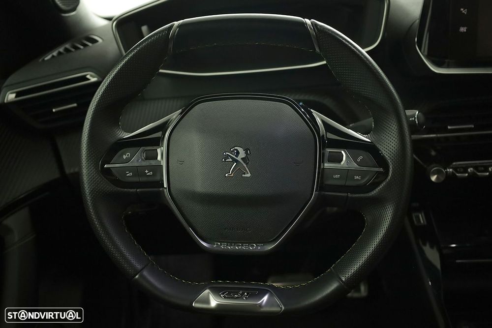 Peugeot e-2008 50 kWh GT - 12