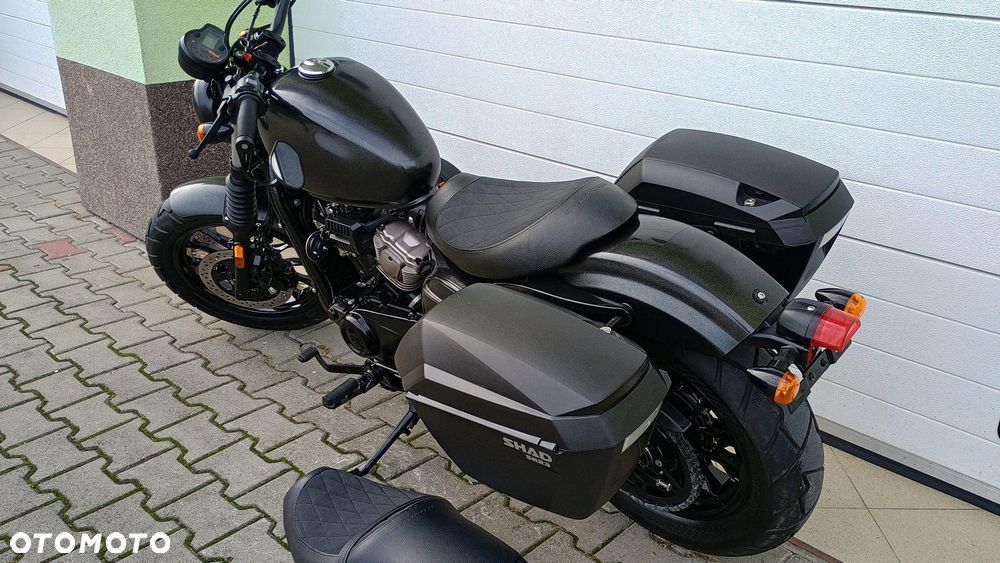 Hyosung GV - 2