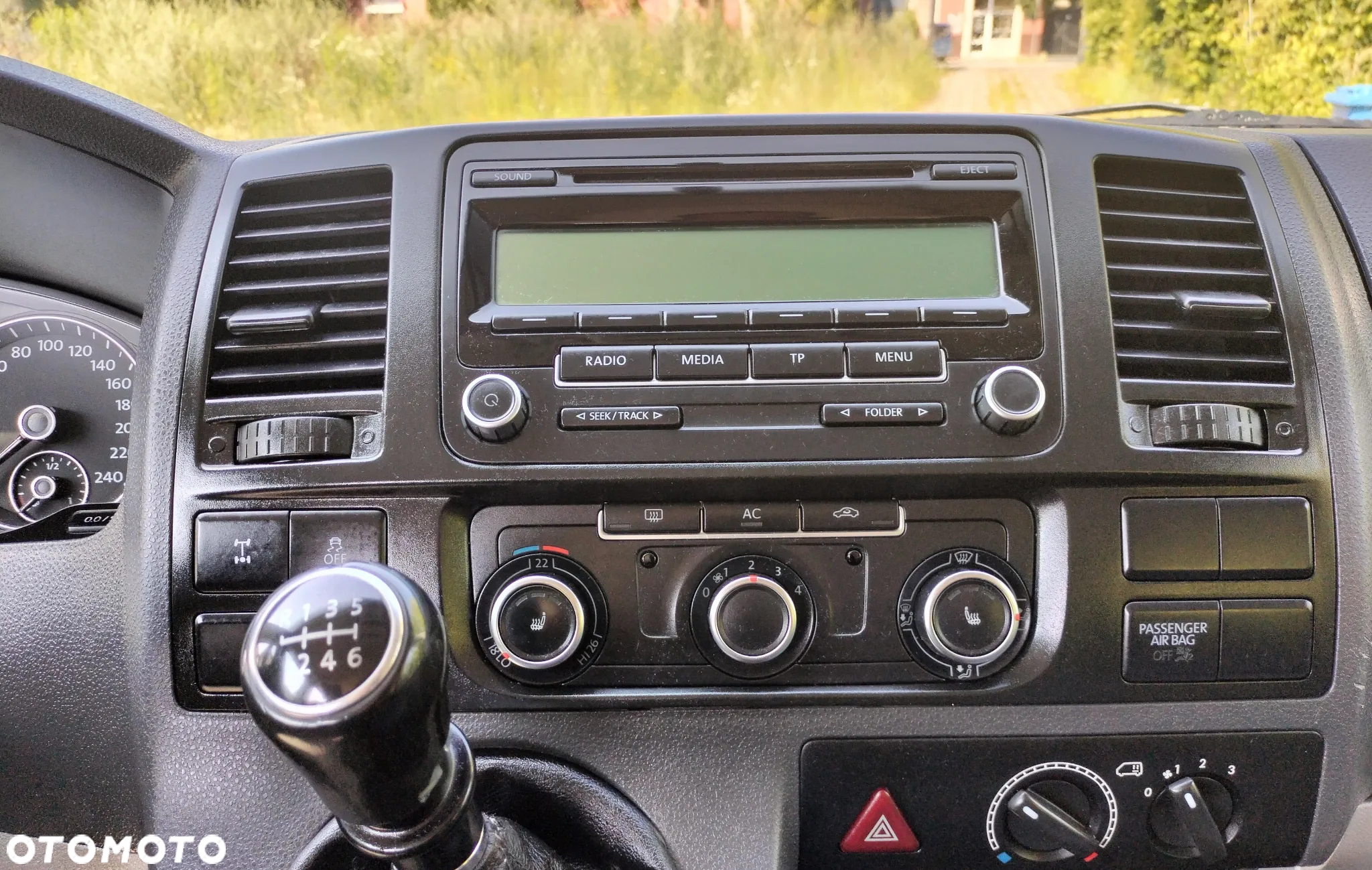Volkswagen TRANSPORTER T5 - 11