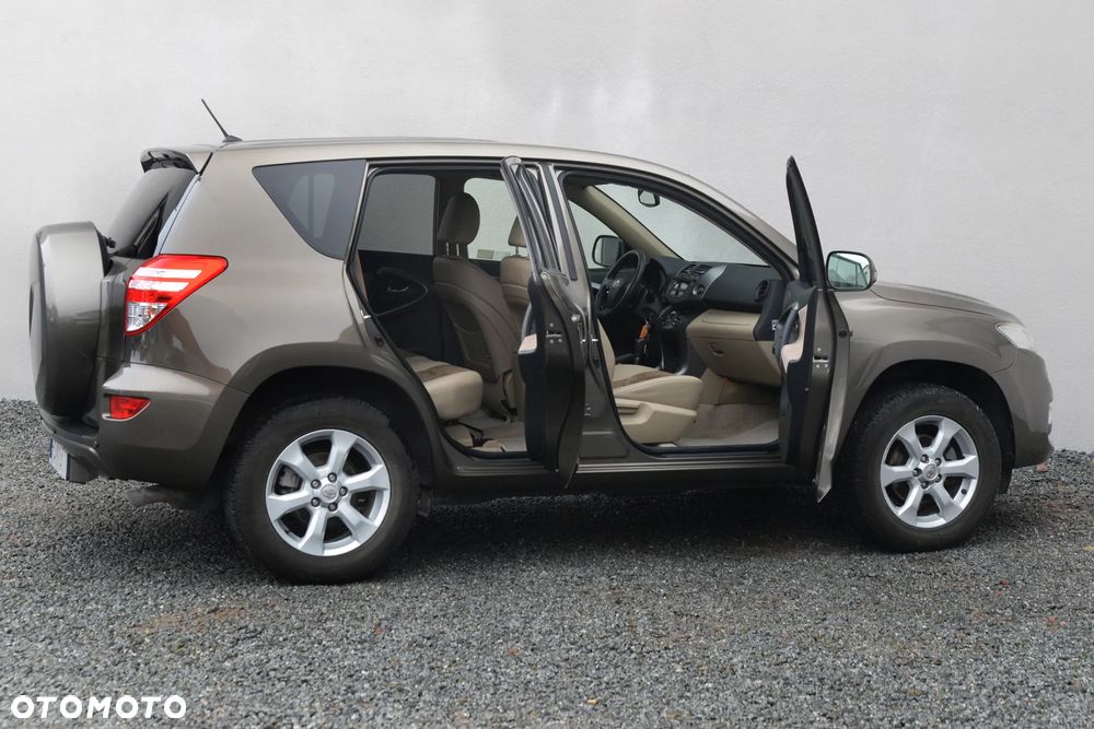 Toyota RAV4 2.0 VVT-i Premium MS - 23