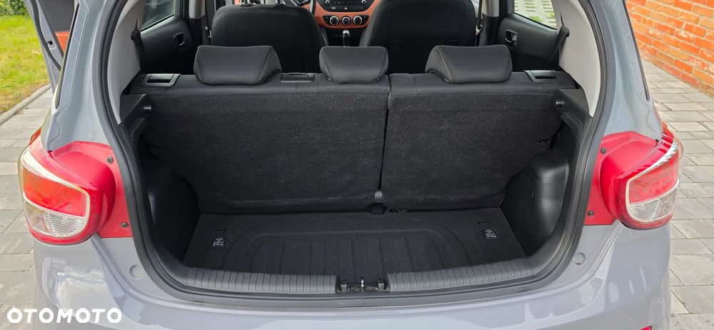 Hyundai i10 - 10