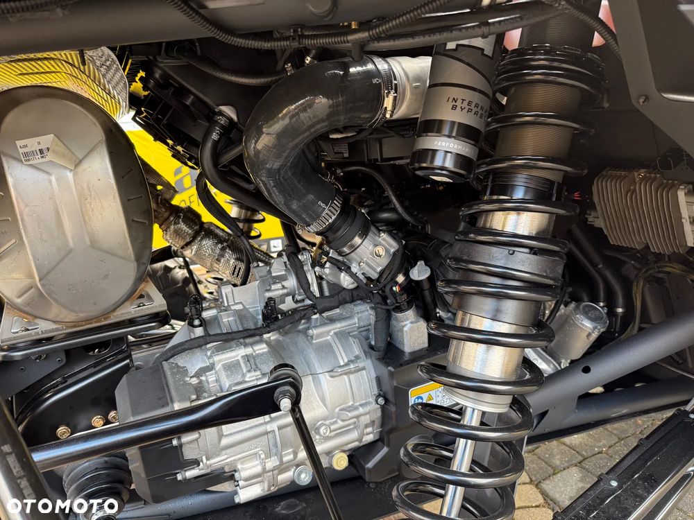 Can-Am Maverick - 18