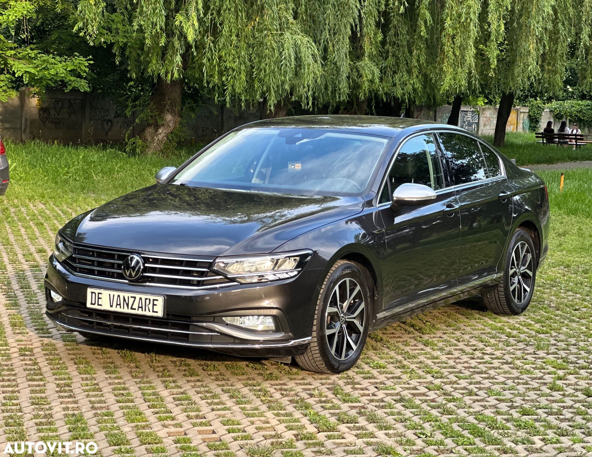 Volkswagen Passat 2.0 TDI DSG R Executive - 1