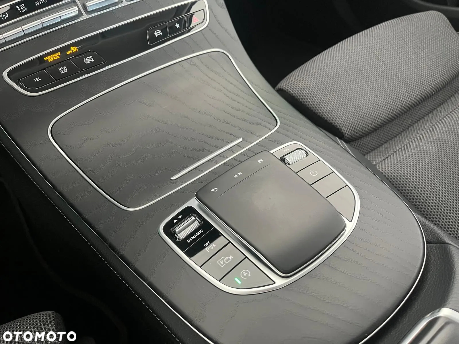 Mercedes-Benz Klasa E 220 d Avantgarde - 38