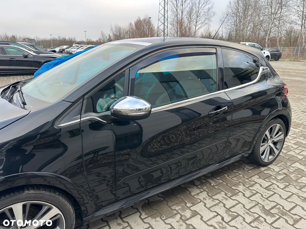 Peugeot 208 120 VTI Allure - 4