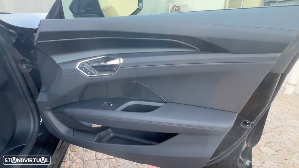 Audi e-tron GT quattro - 55