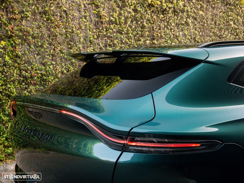 Aston Martin DBX 707 - 18