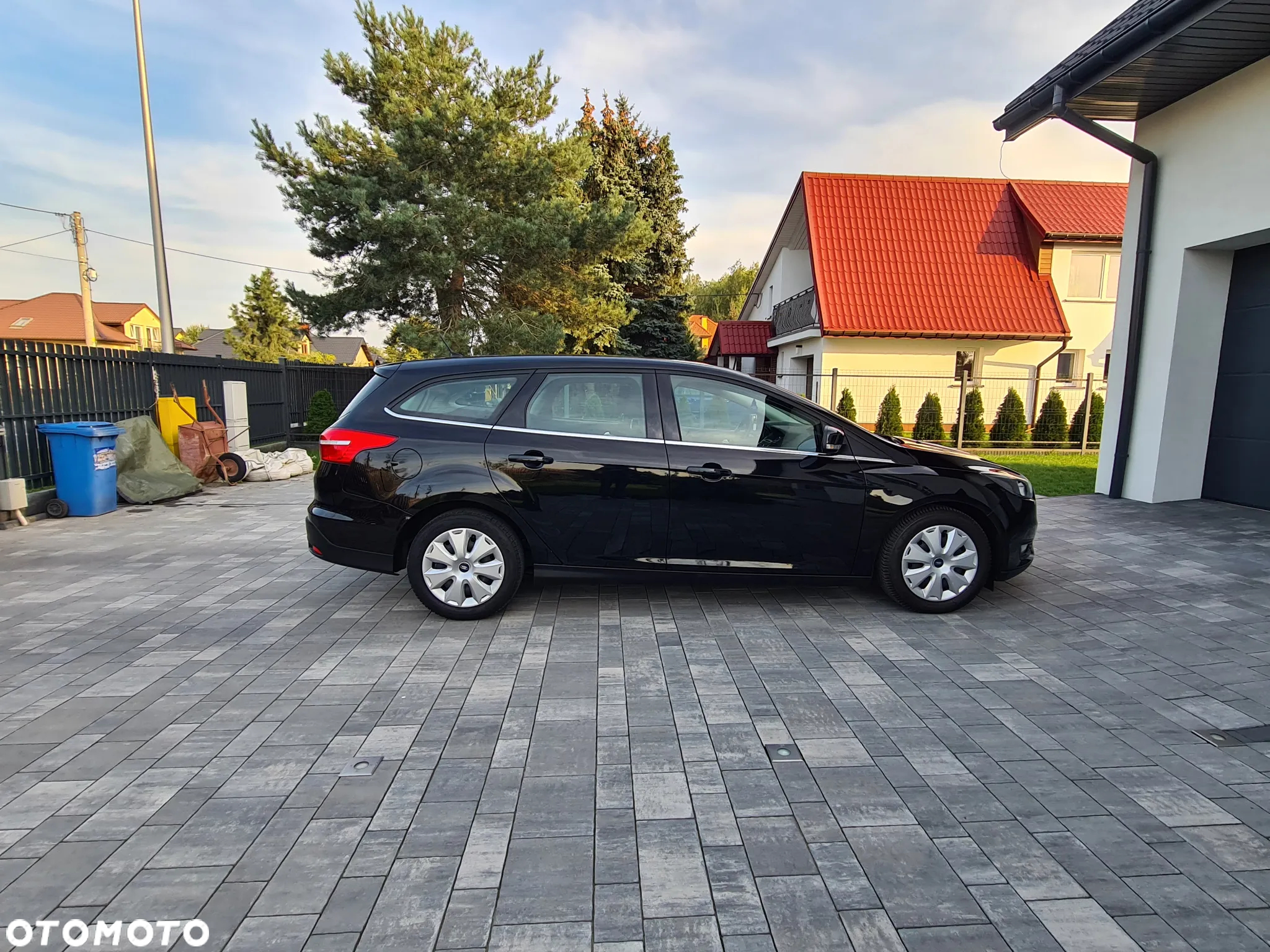 Ford Focus 1.0 EcoBoost Start-Stopp-System Business Edition - 9