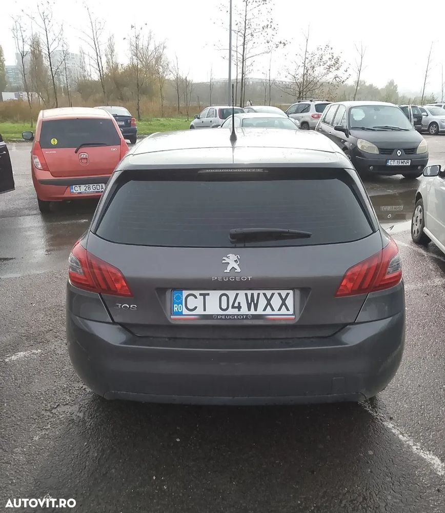 Peugeot 308 1.2 L PureTech Turbo Active - 2