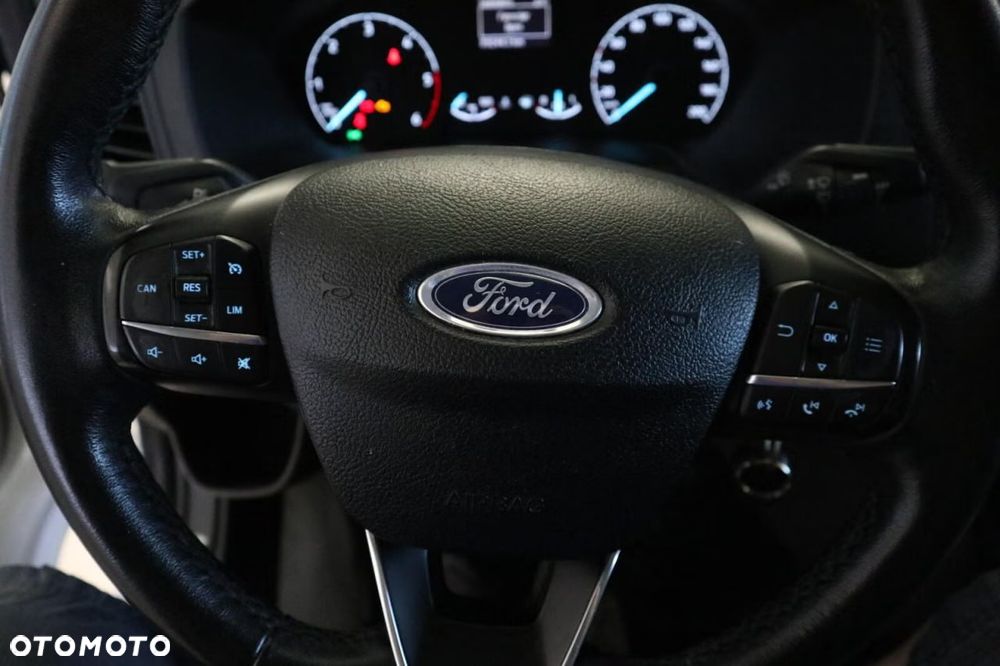 Ford Transit - 11