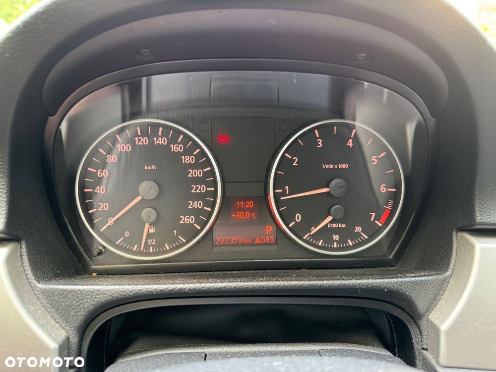 BMW Seria 3 - 26