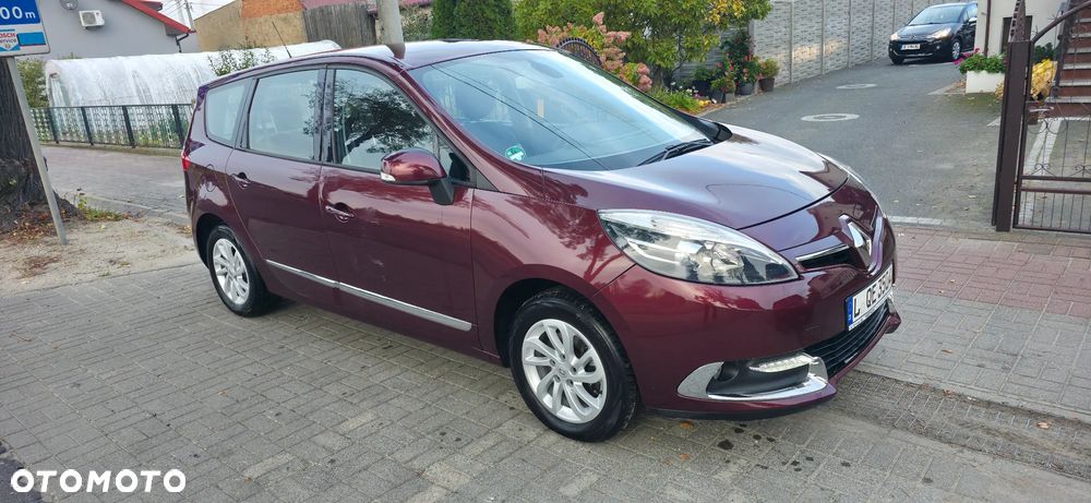 Renault Scenic - 1