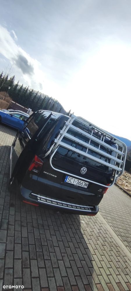 Volkswagen Multivan - 16