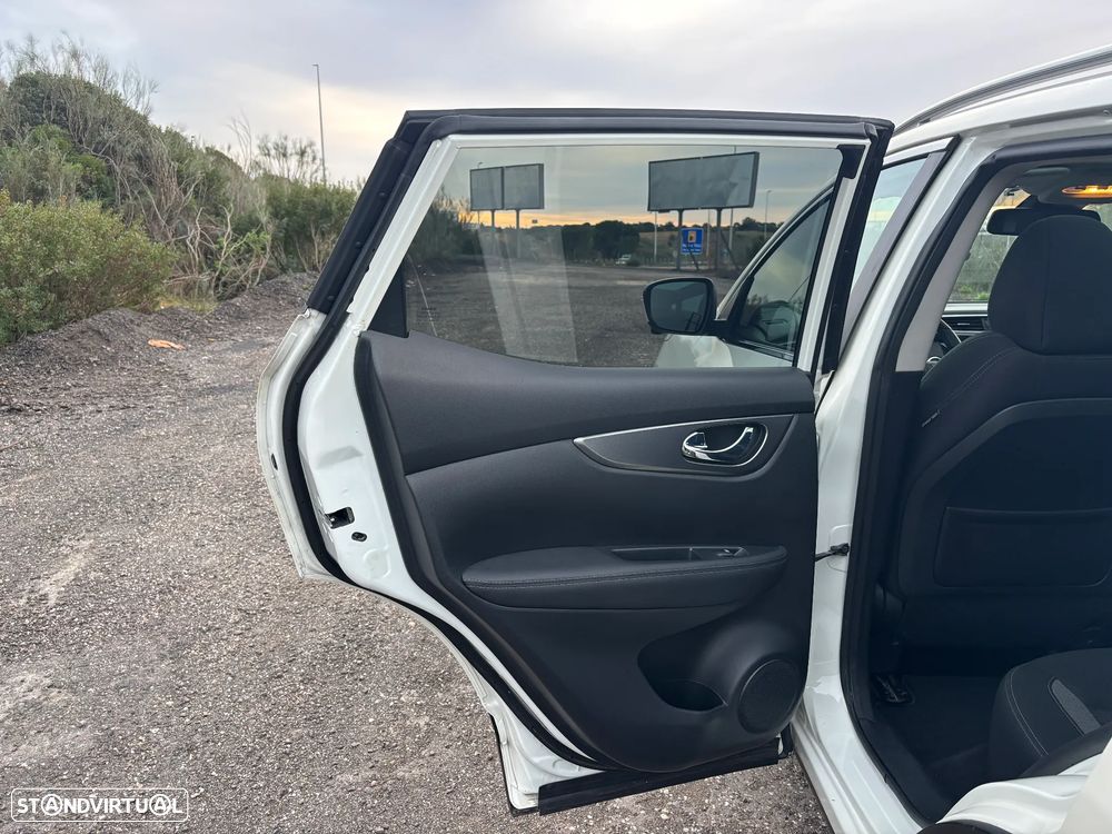 Nissan Qashqai 1.5 dCi N-Connecta Led - 31