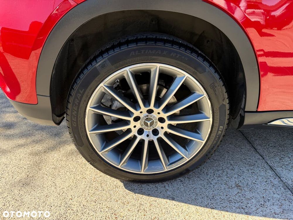 Mercedes-Benz GLA - 7