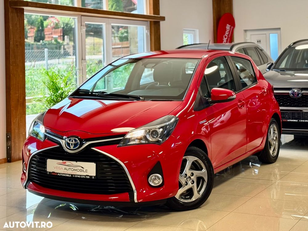 TOYOTA Yaris 2016