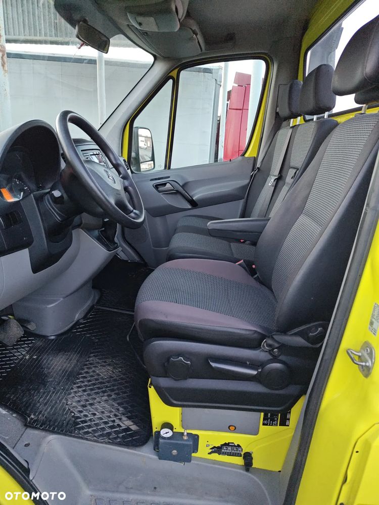 Mercedes-Benz Sprinter - 8
