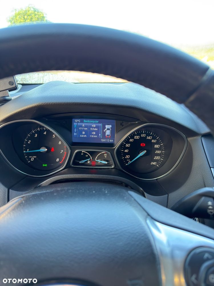 Ford Focus 1.6 EcoBoost Trend Sport - 11