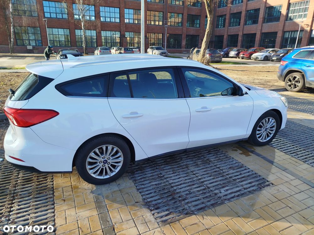 Ford Focus SW 1.0 EcoBoost S&S TITANIUM STYLE - 10